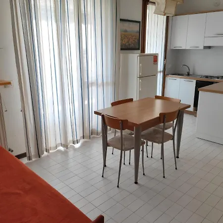 Consuelo Apartman *